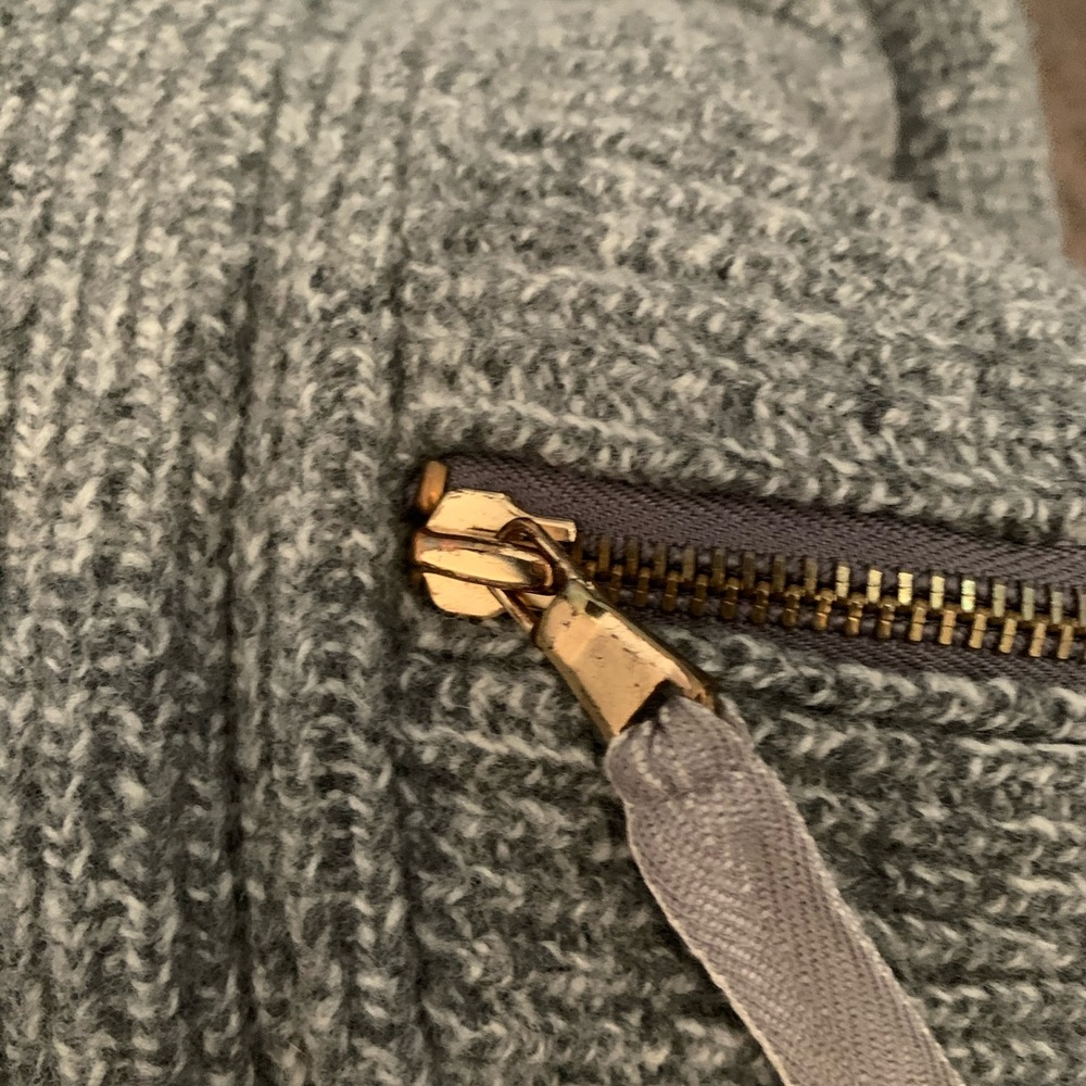 •Marc By Marc Jacobs Sweater• - Picture 8 of 8